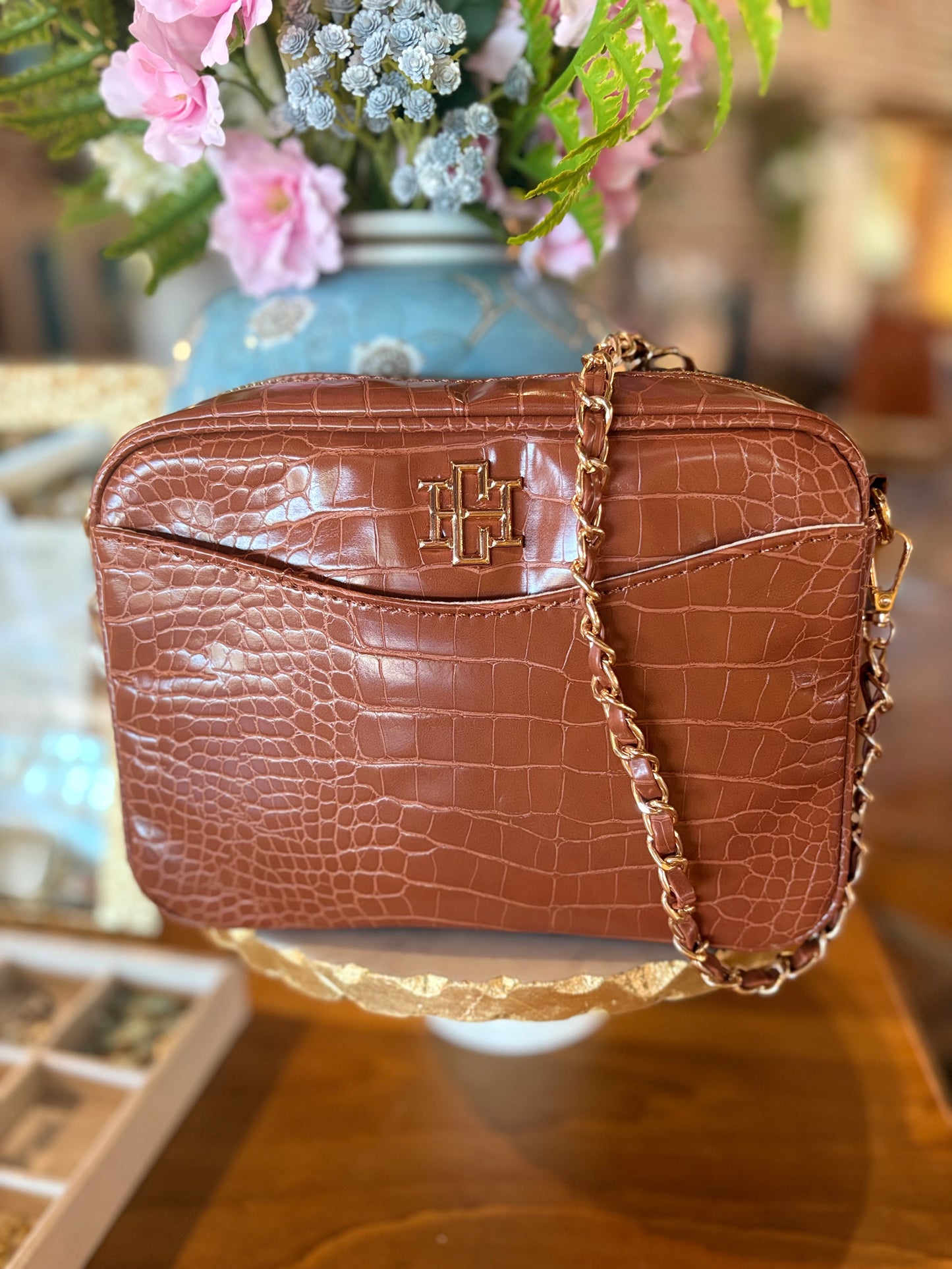 Fiona Crossbody Saddle