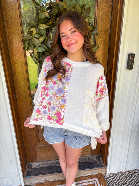 Meredith oversized White/Floral Top