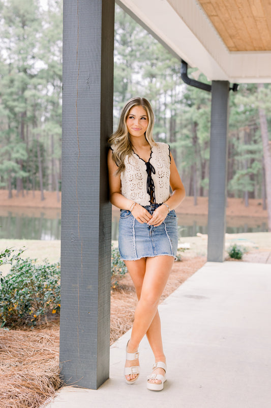 Crochet Knit Sweater Vest (Natural/Black)