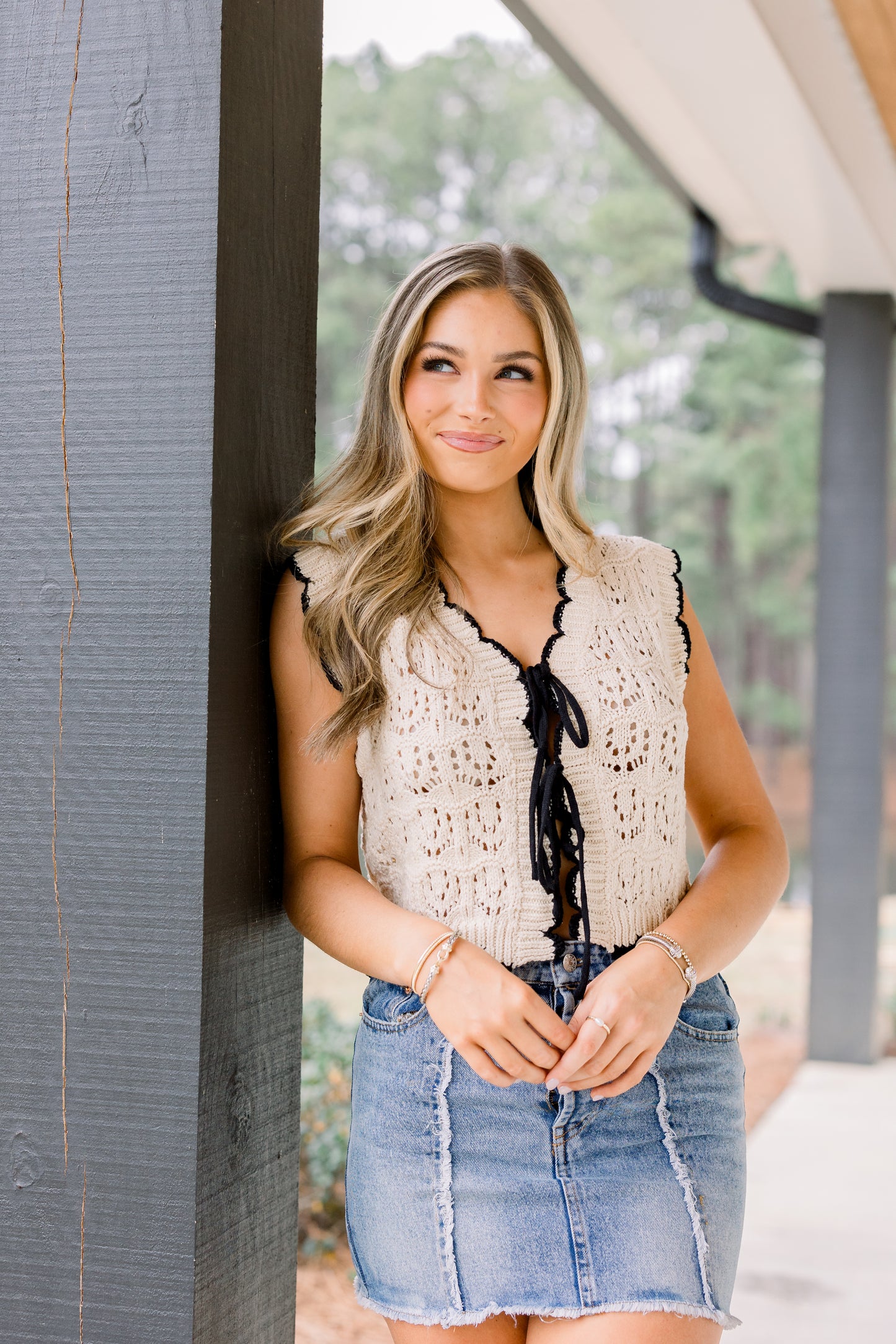 Crochet Knit Sweater Vest (Natual/Black)