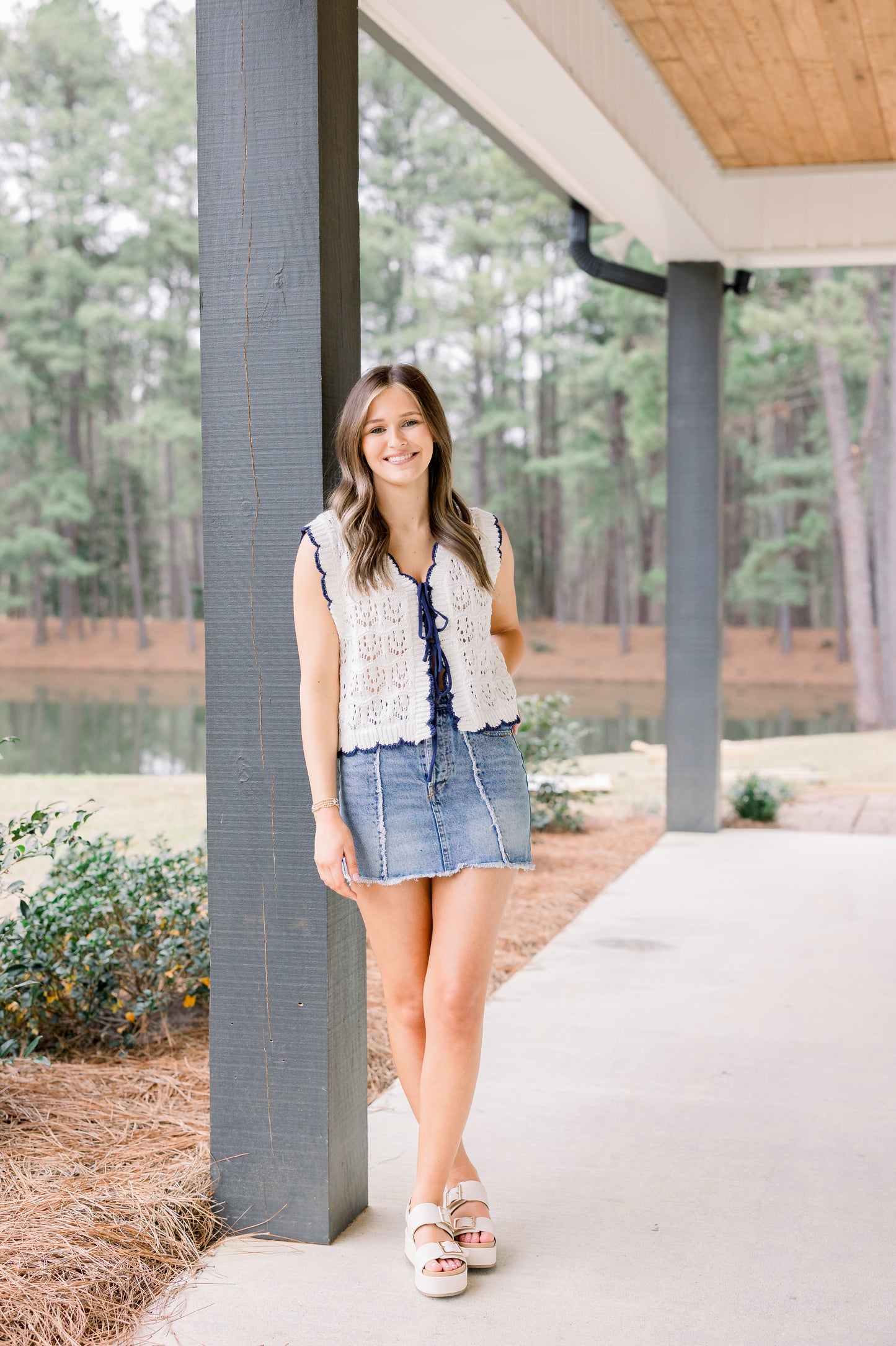 Crochet Knit Sweater Vest (Off White/Navy)