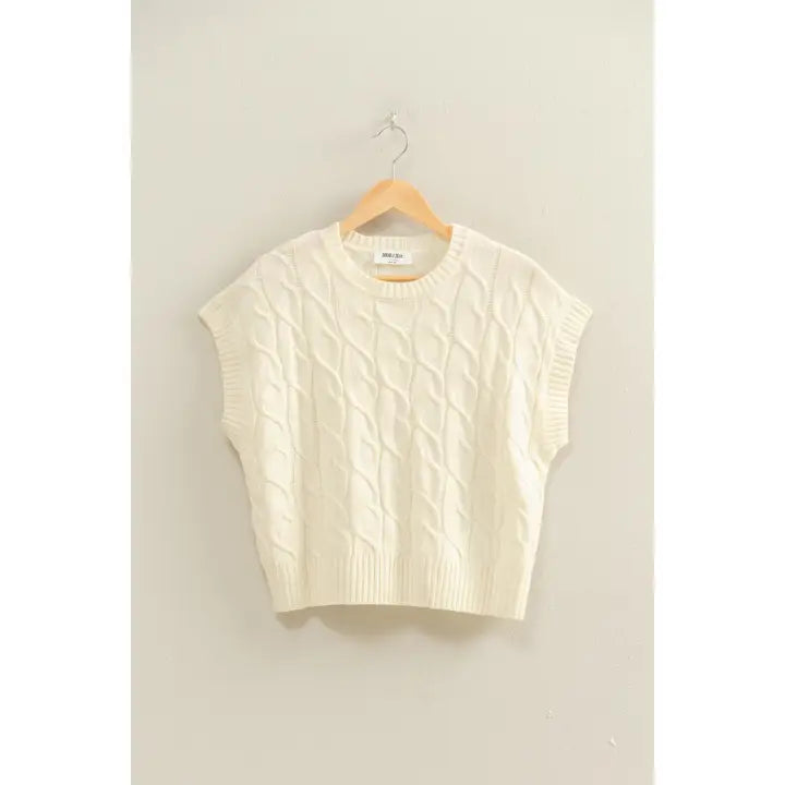 Evelyn Sleeveless Oversized Cable Knit Sweater (Cream)