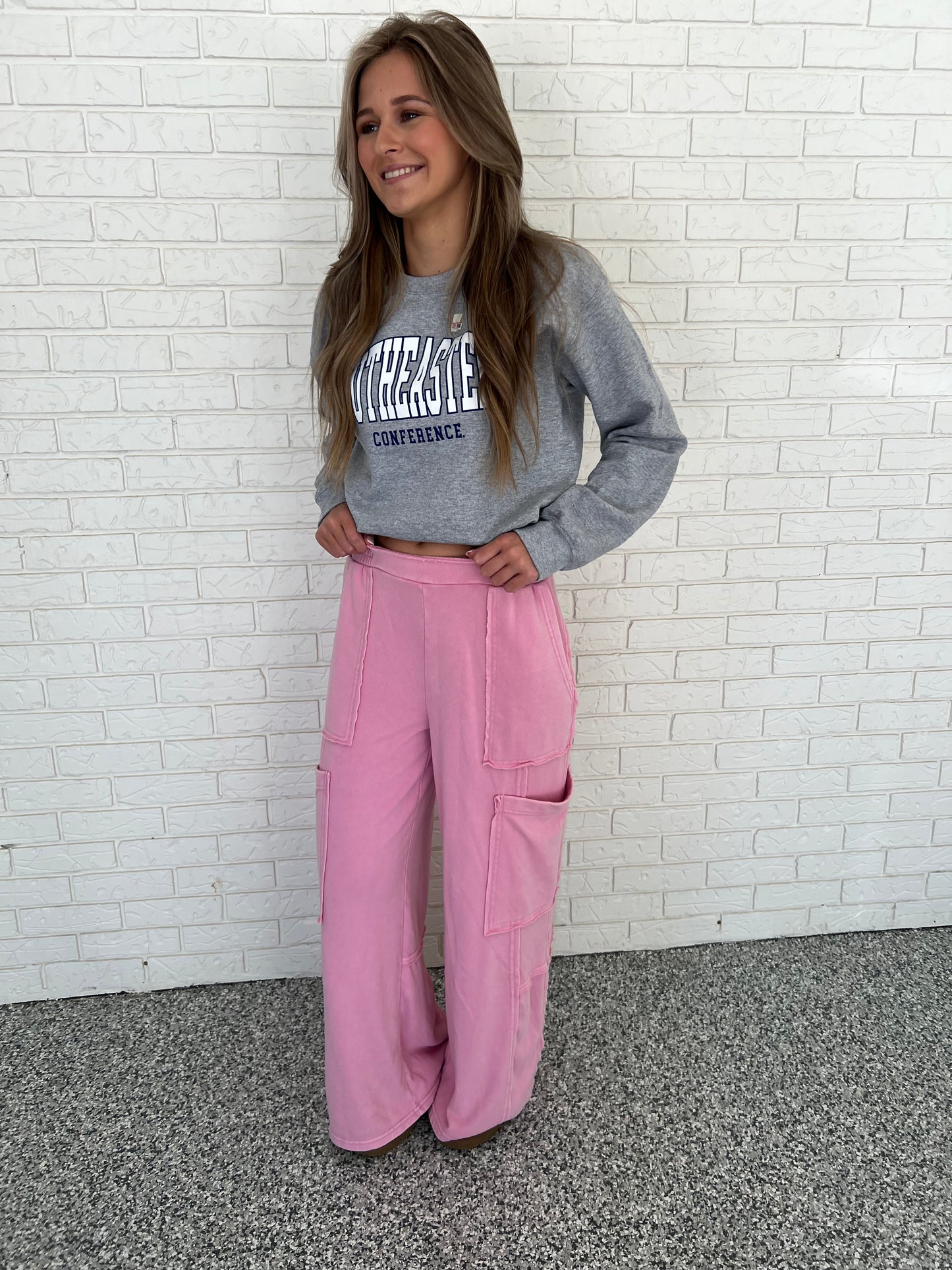 Wide legged pink pants